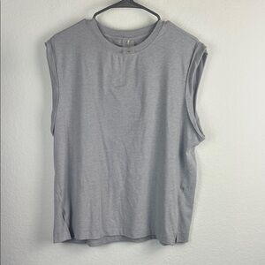 CALIA by Carrie Underwood Light Gray Muscle Tee